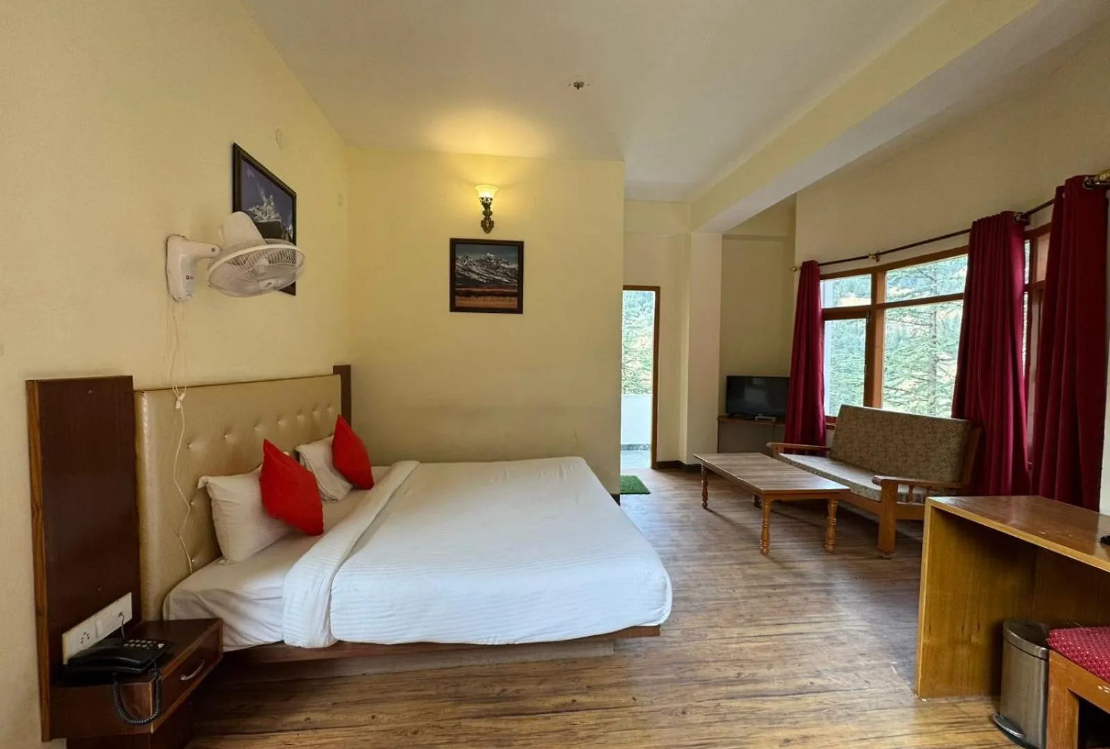 Hassan Valley Resort - A Beautiful Resort In The Clouds Towards Snow Capped Mountains Shimla India
