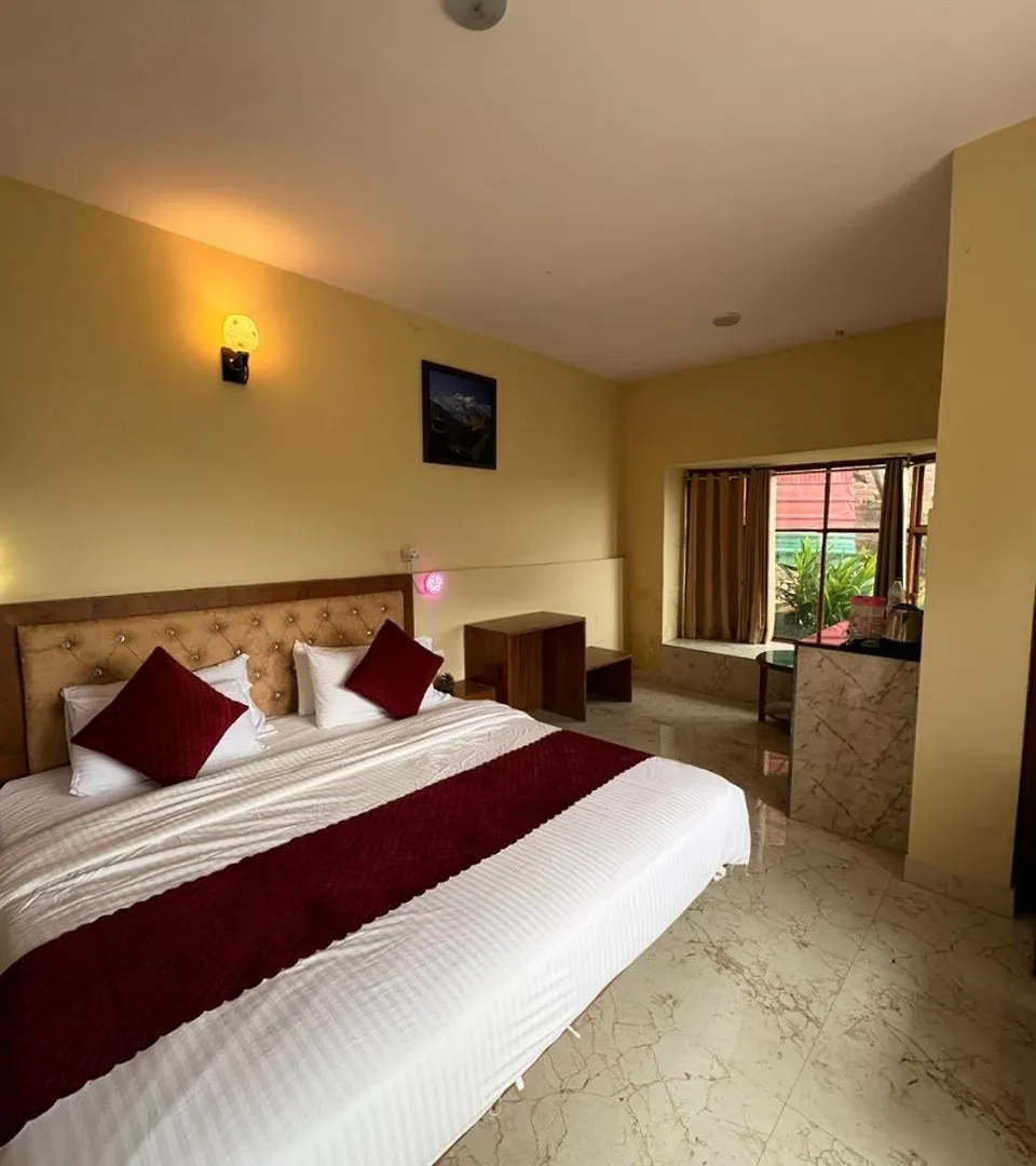 Hassan Valley Resort - A Beautiful Resort In The Clouds Towards Snow Capped Mountains Shimla Hotel